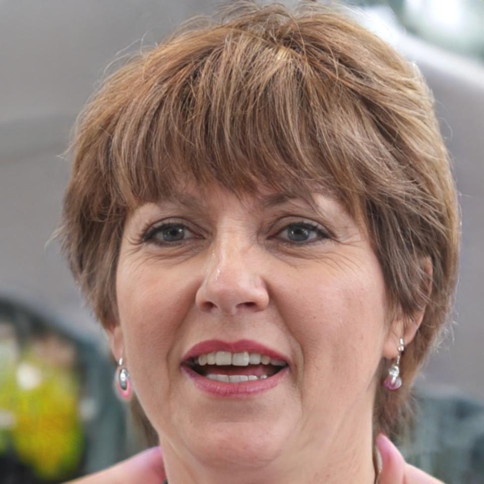 Elena Kowalski, Tax Strategy Consultant